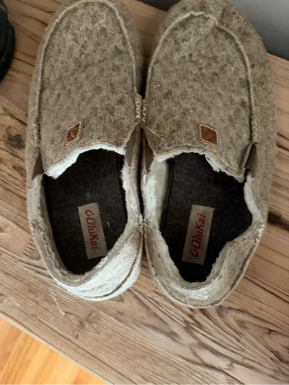 Olukai Moloa Kilohana Wool Lined Rubber Sole Slippers Slides Tan Taupe Size 11